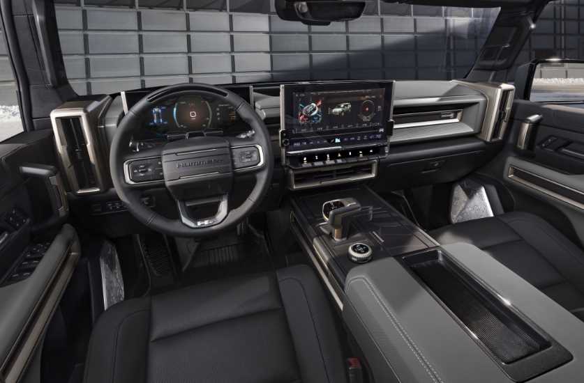 2022 GMC Hummer EV SUV Interior