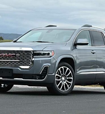 When will the 2022 GMC Acadia be available