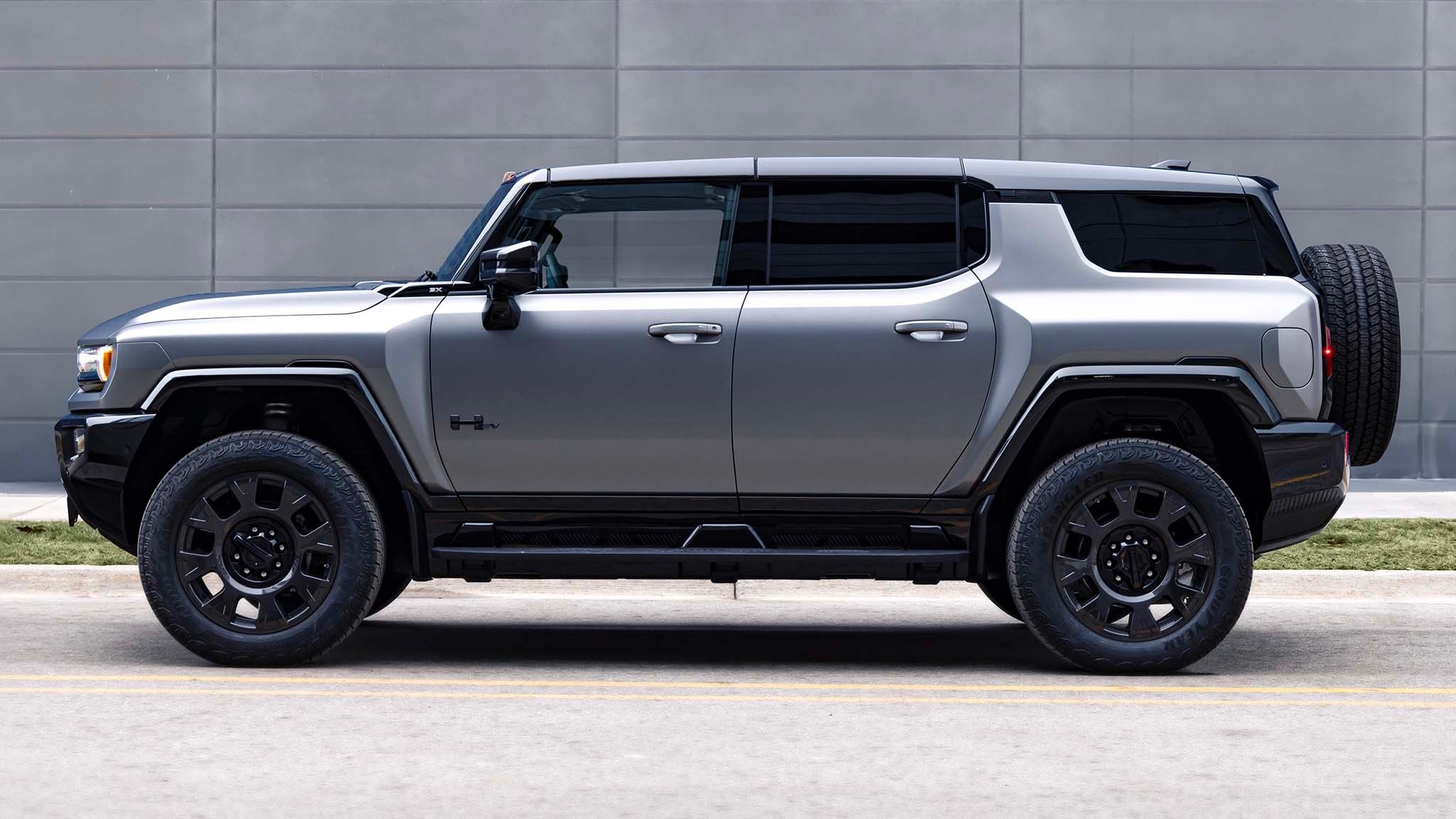 2026 GMC Hummer EV SUV Review Expert Insights Pricing And Trims